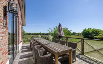 Terras met uitzicht bij t Keampke Buiten